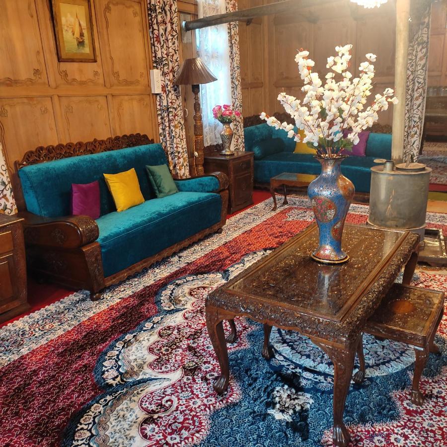 Luxury Scotland Srīnagar Kültér fotó