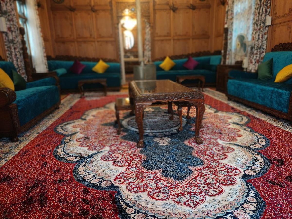 Luxury Scotland Srīnagar Kültér fotó